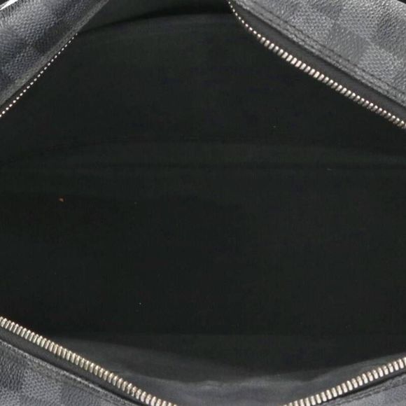 Louis Vuitton Ikar Damier Graphite Shoulder Bag Black - Picture 3 of 6